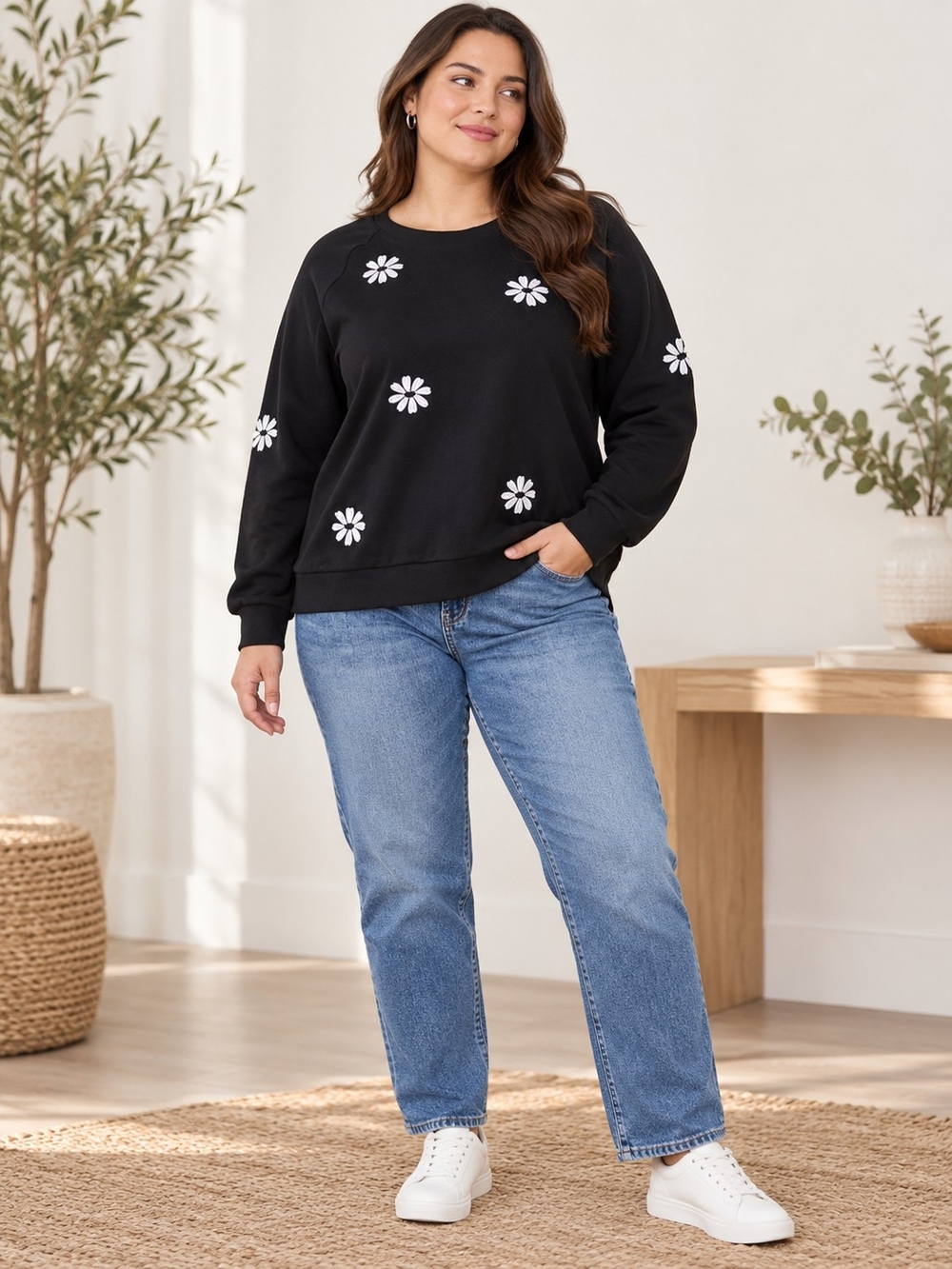 Billy T Black Daisy Embroidered Sweatshirt | Size XL